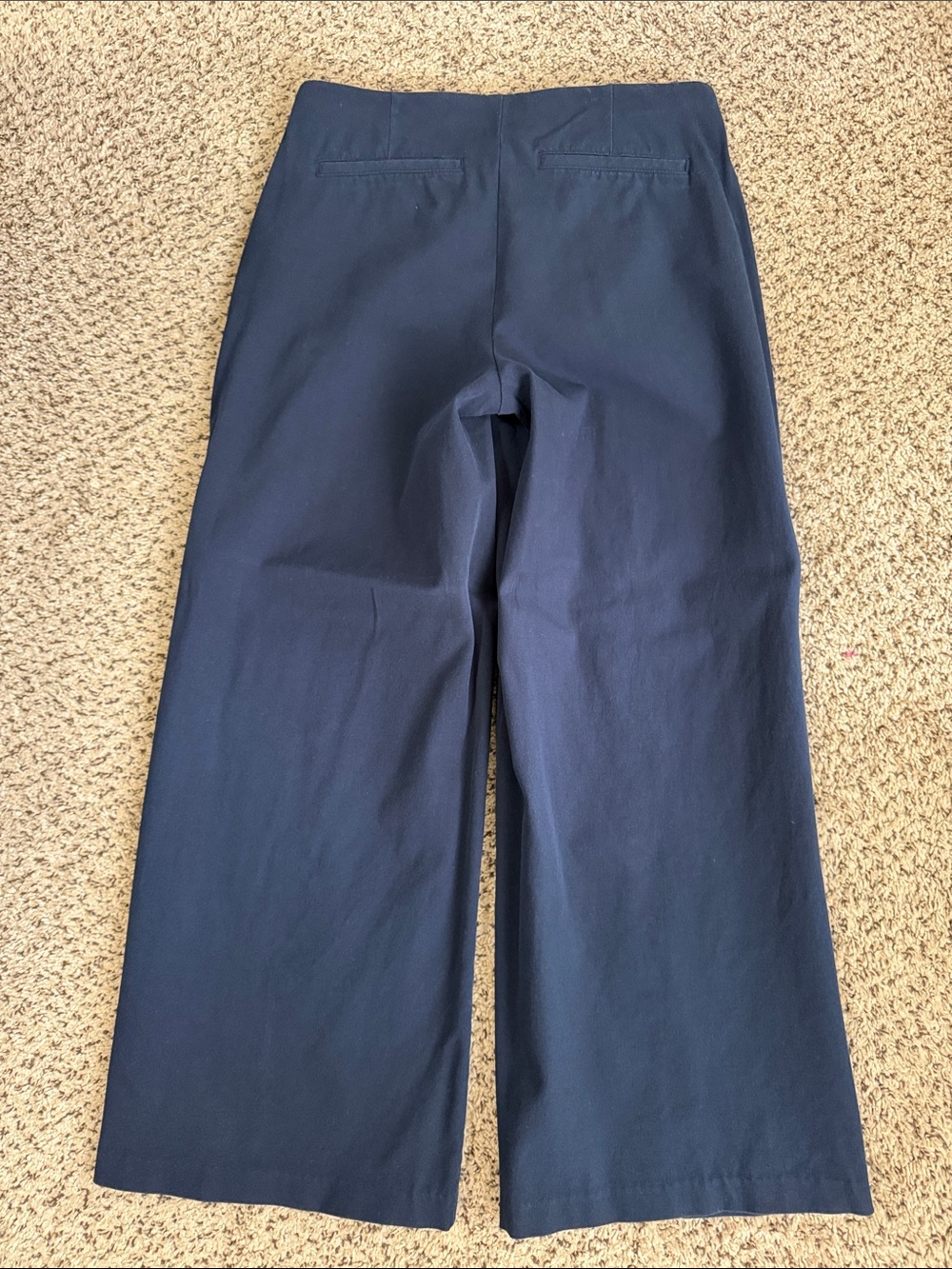 Old Navy wide leg pull on pants in a lighter Navy color - Picture 5 of 6
